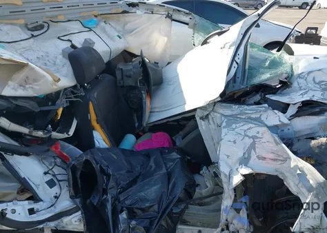 2016 Ford Focus S z USA, uszkodzony, nr VIN 1FADP3E23GL363075